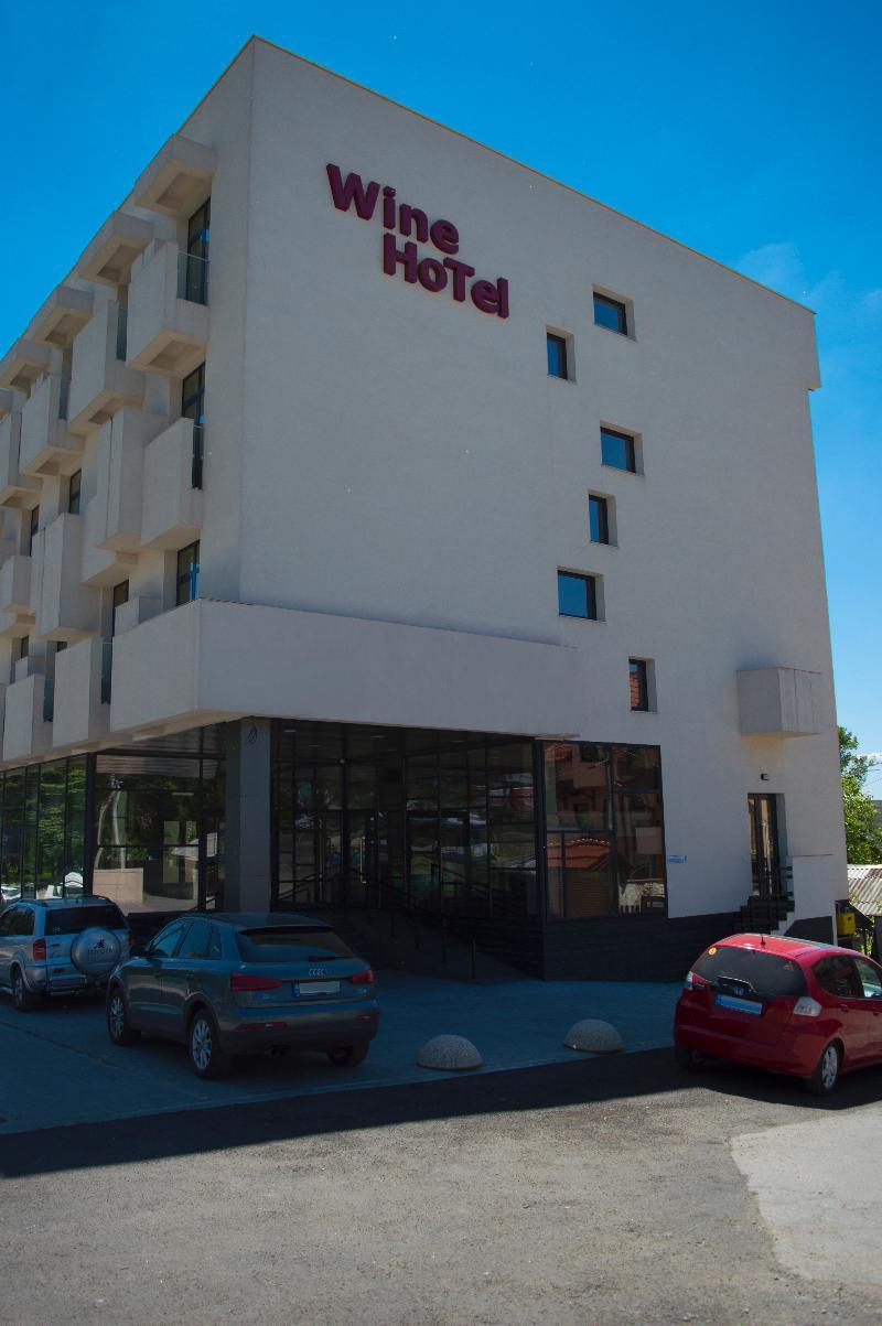Wine Hotel Chisináu Exterior foto